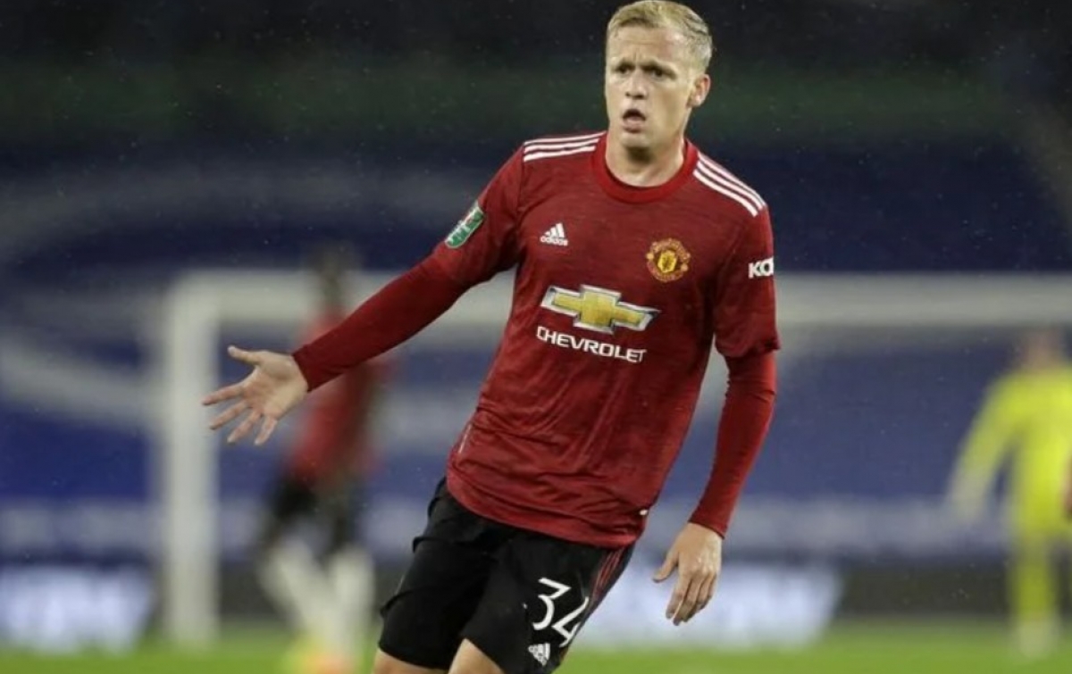 Manchester United: Van de Beek Not For Sale