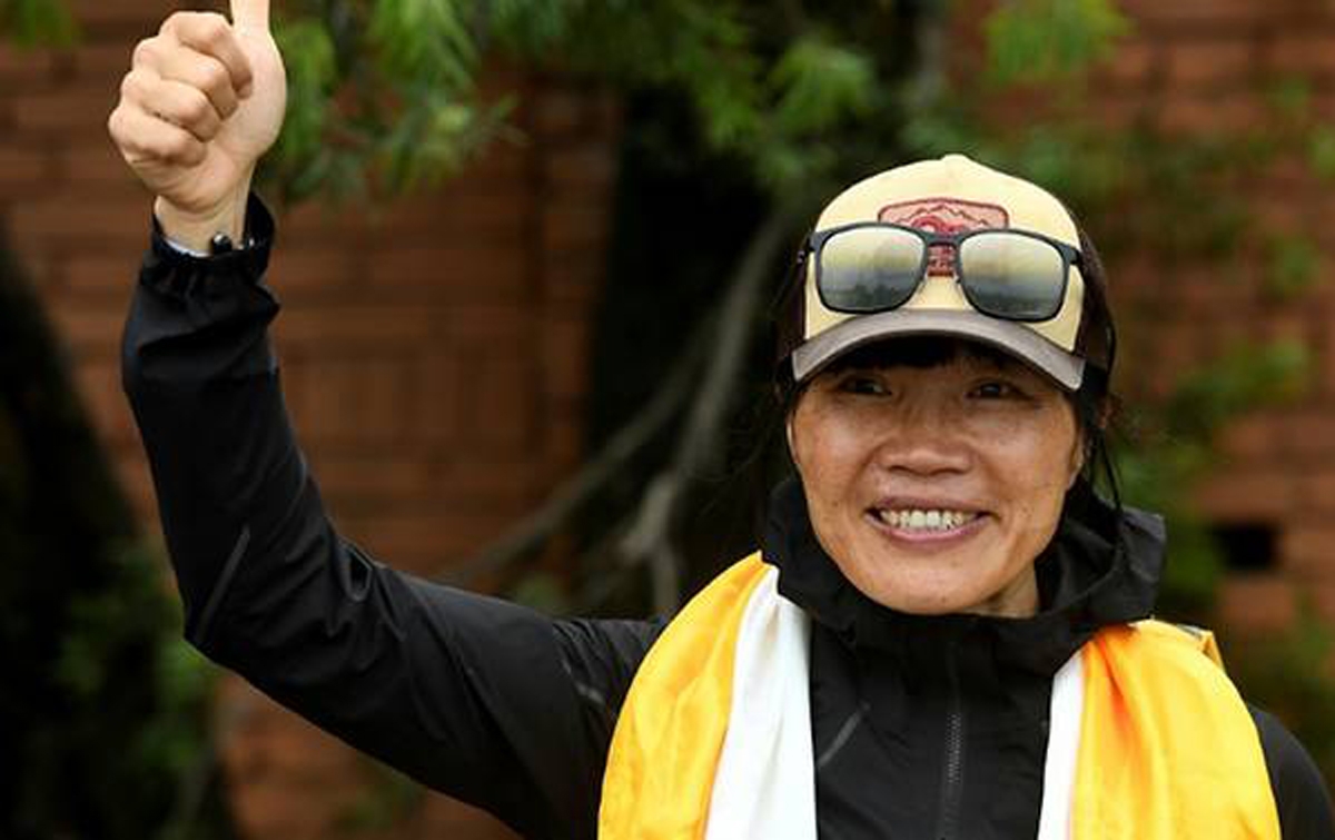Pendaki Everest Tercepat Seorang Wanita dari Hong Kong