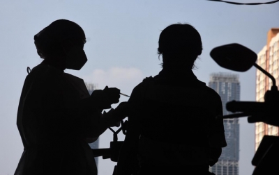 Penerima Vaksin Covid-19 di Indonesia Capai 12.385.886 Orang