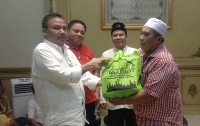 Parpaluta Serahkan Paket Sembako untuk Warga Kurang Mampu