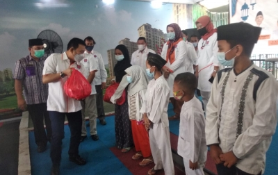 Jelang Lebaran 2021, REI Sumut Bagikan 1.000 Paket Sembako