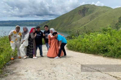 Liburan Idul Fitri, Objek Wisata Holbung dan Bukut Sibea-bea Padat