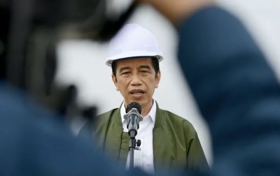 Jokowi: Literasi Digital Nasional Kerja Besar