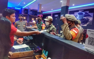 Satgas Covid-19 Sumut Tertibkan Tempat Makan dan Hiburan Malam