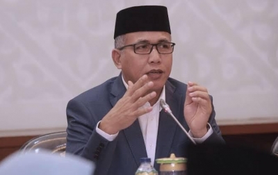 Gubernur Nova Keluarkan Instruksi Pembatasan Kegiatan Masyarakat