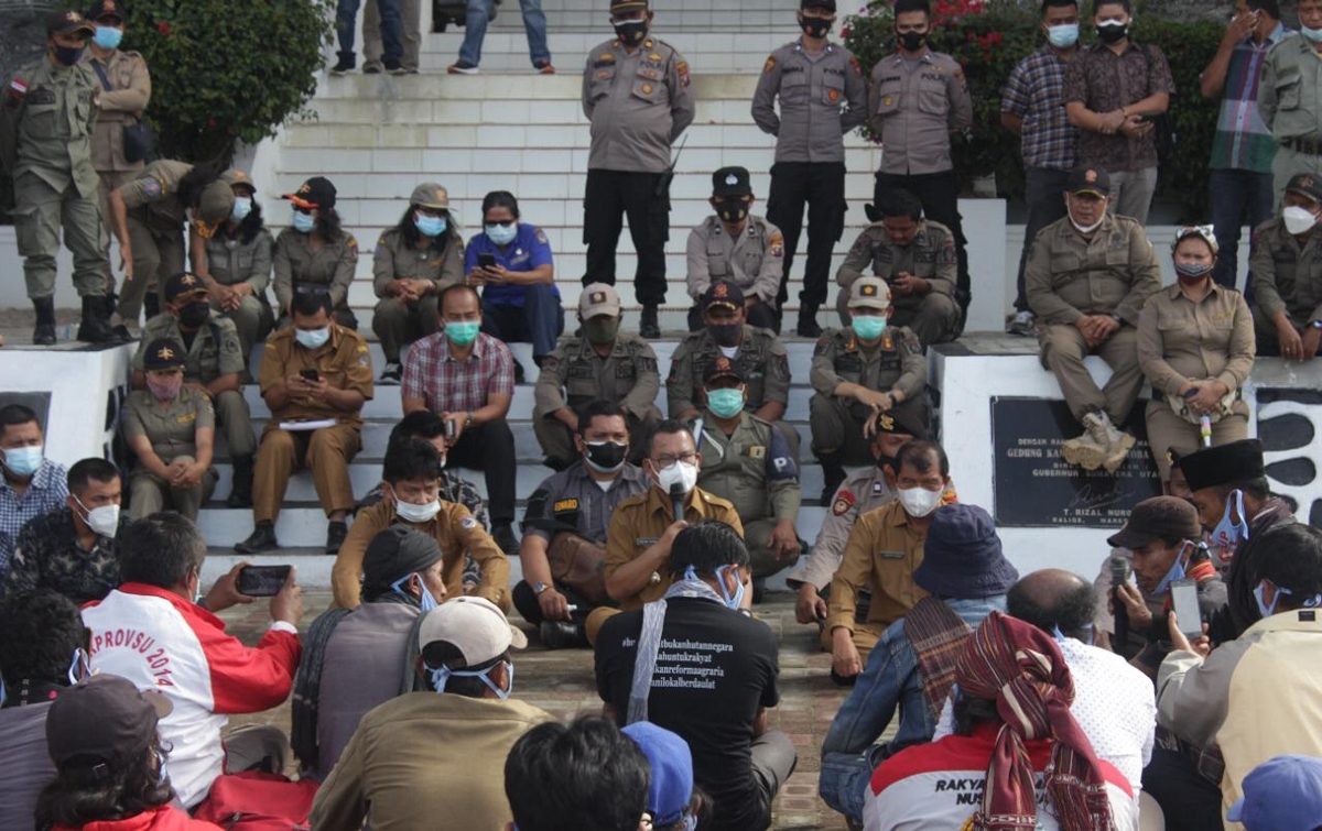 Unjuk Rasa Tutup TPL, Pemerintah Berpihak Pada Masyarakat