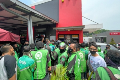 Promo Menu BTS, Gerai McDonald's Diserbu Ojol Hingga Timbulkan Kerumunan