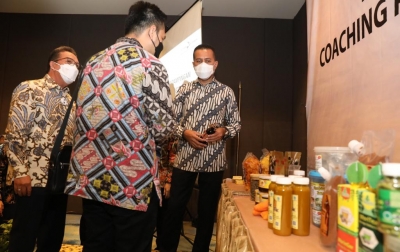 Eksportir Didorong Jual Barang Jadi
