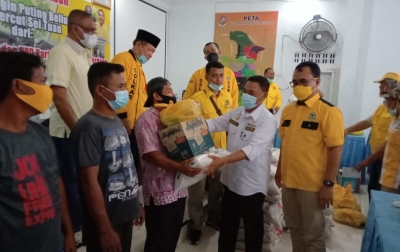 Golkar Bantu Korban Angin Puting Beliung