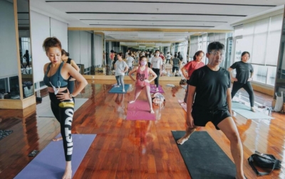 Tingkatkan Imunitas, Vasaka The Reiz Condo Medan Ajak Penghuni Apartemen Yoga