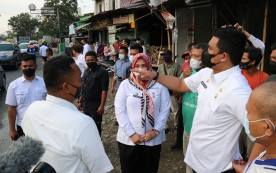 Warga: Hanya Bobby yang Mau Datang Melihat Langsung Kondisi di Daerah Kami