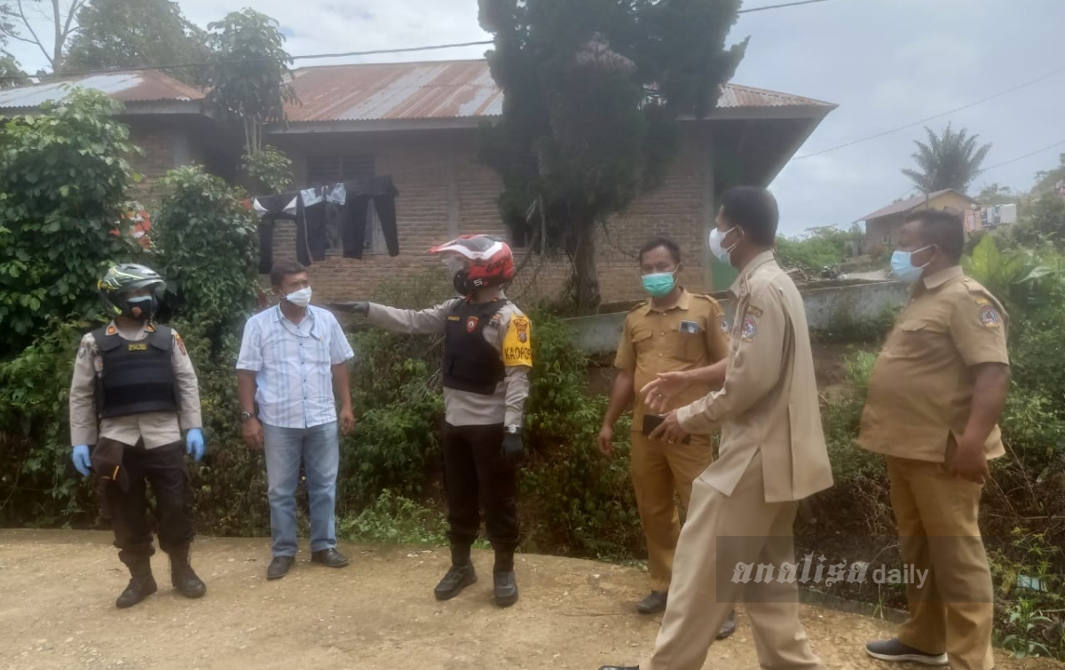 Polres Toba Bersama Pemkab dan PT TPL Lakukan Penyemprotan Disinfektan
