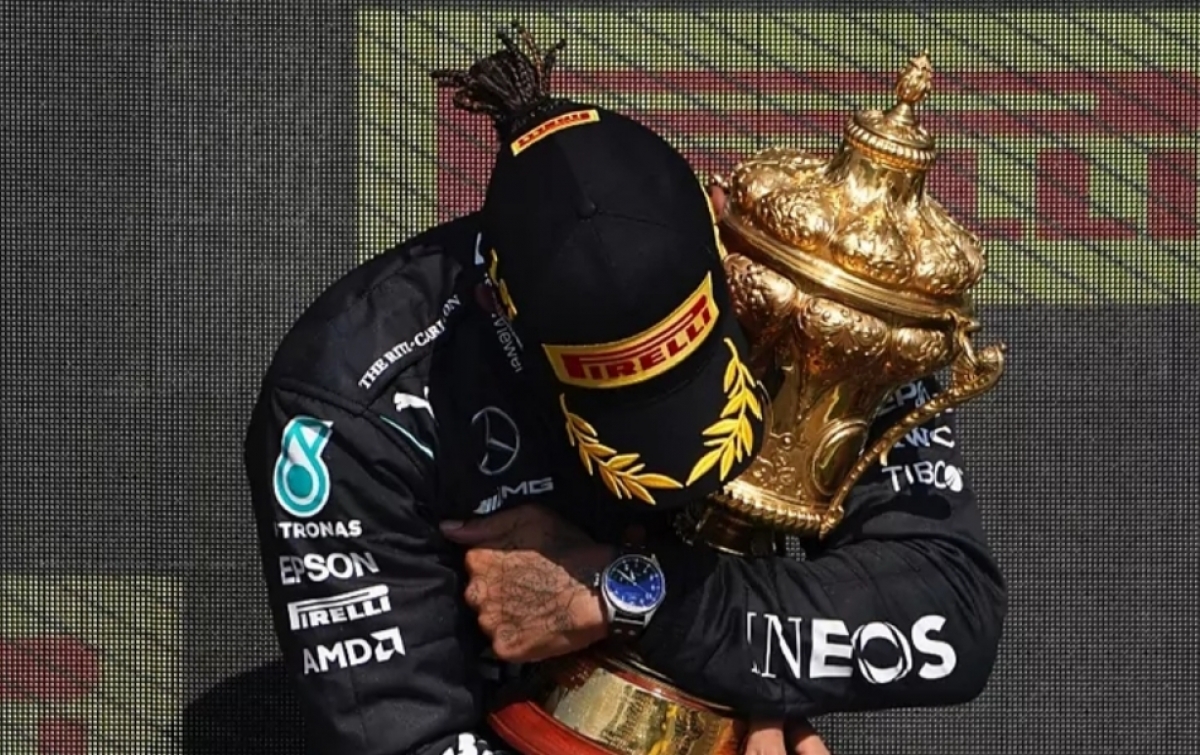 Verstappen: Hamilton Tidak Sopan dan Tidak Sportif