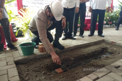 Kapolrestabes Medan Letakan Batu Pertama Pembangunan Perumahan Polri di Sunggal