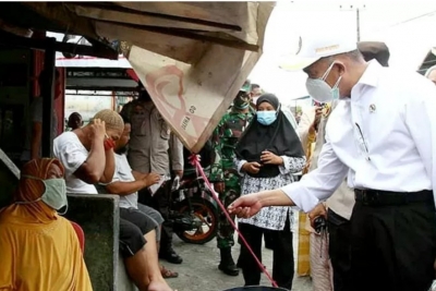 Lurah Harus Cek Warganya Sudah Dapat Bansos Atau Belum