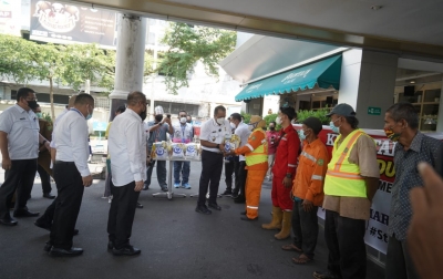 Brastagi Supermarket Salurkan 1.000 Paket Sembako Kolaborasi Pemko Medan