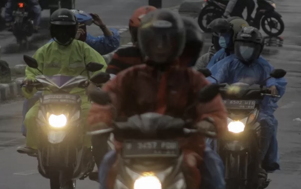 BMKG: Waspada Potensi Hujan Lebat dan Angin Kencang di Sejumlah Provinsi