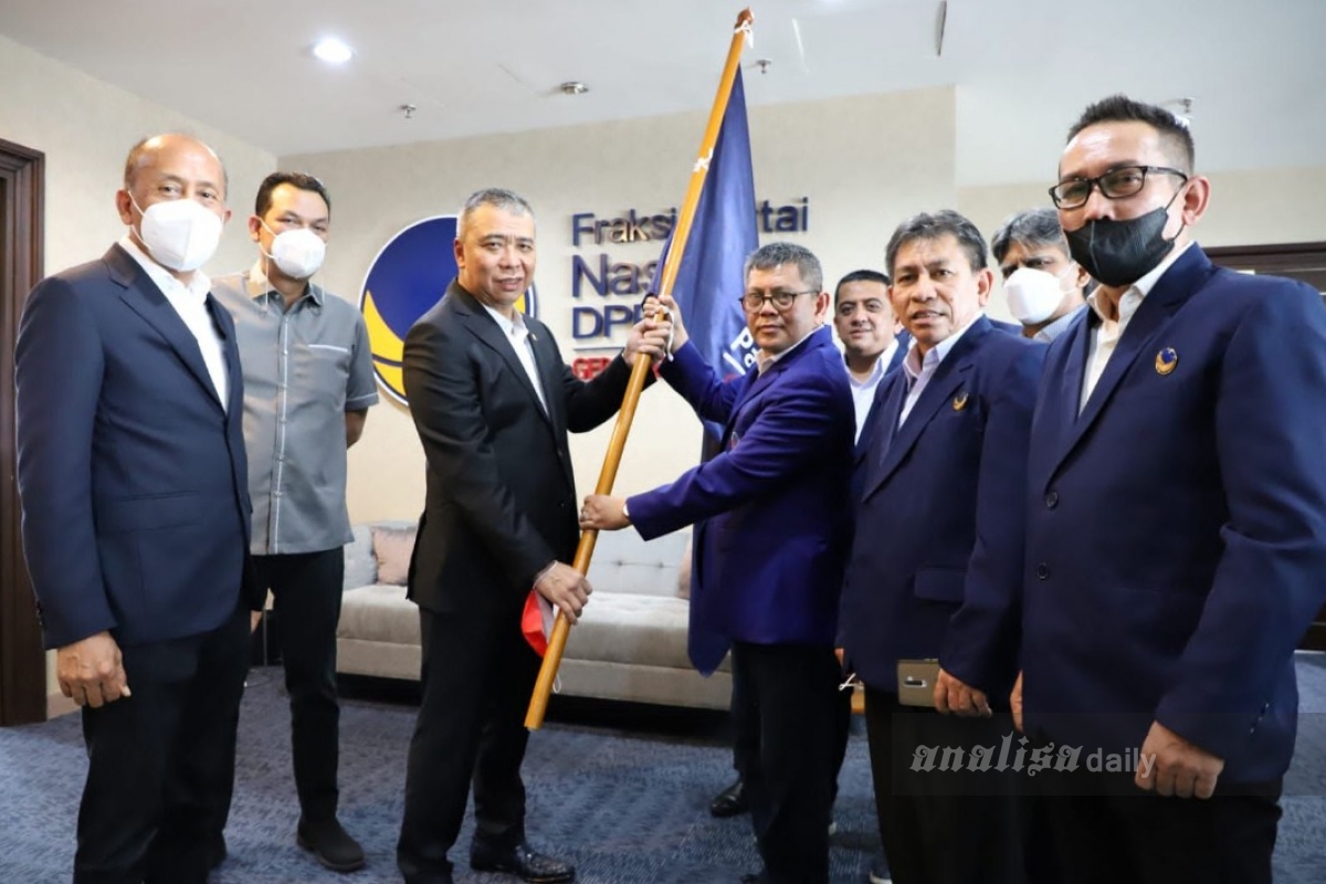 Taufiqul Hadi Dilantik Jadi Ketua Nasdem Aceh