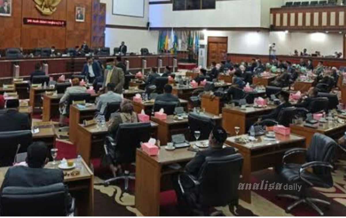 DPR Aceh Tolak Pertanggungjawaban APBA 2020