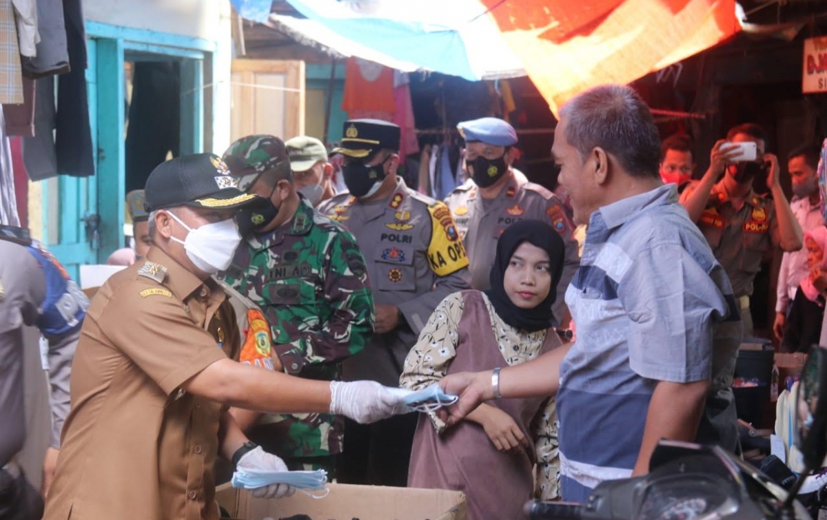 Wabup Palas Ingatkan Pedagang  Pentingnya Jaga Prokes