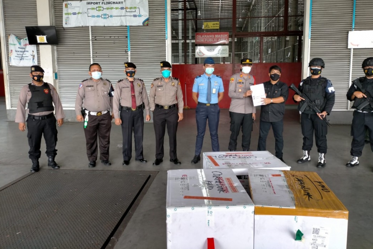 5.310 Botol Vaksin Tambahan Tiba di Bandara Kualanamu
