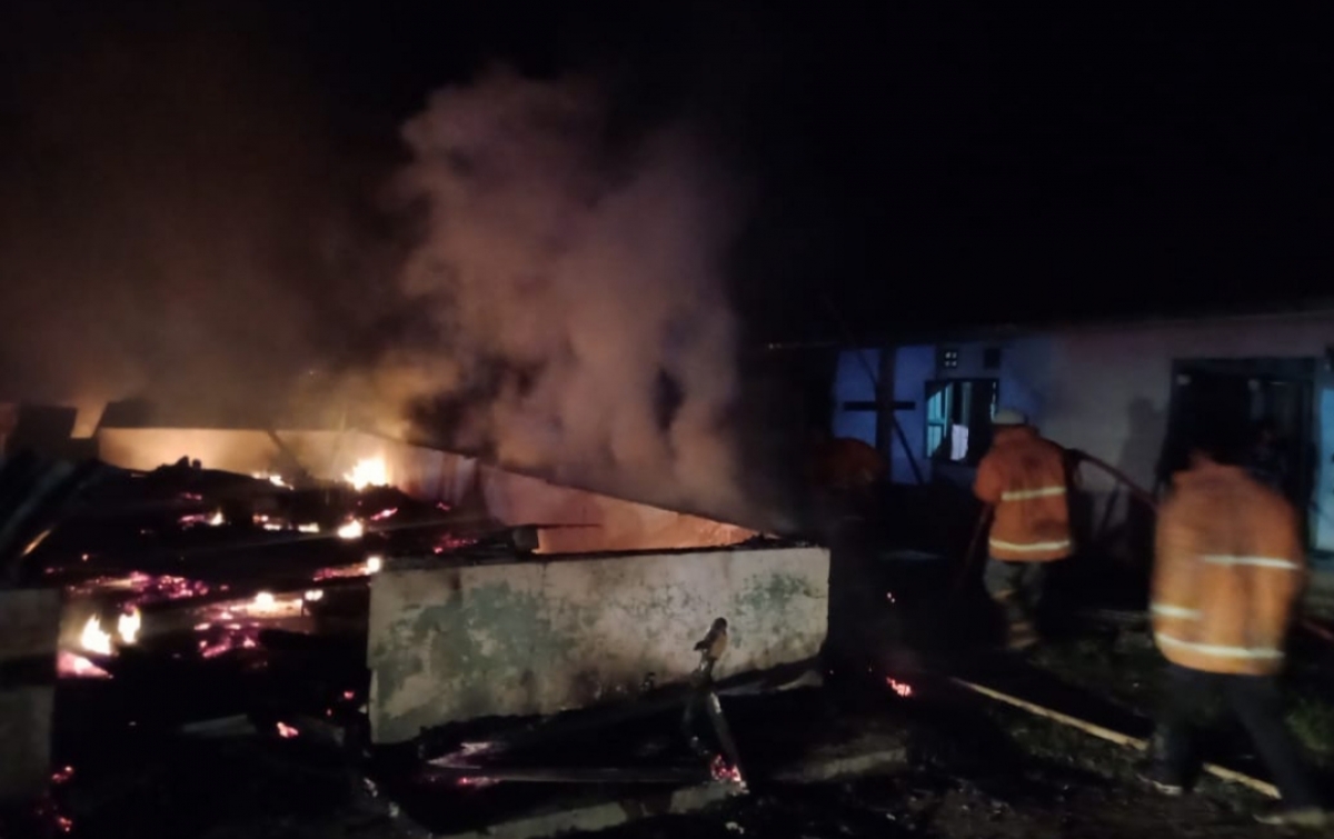 Tiga Unit Rumah di Desa Gumit Terbakar