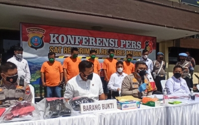 Kombes Riko Beberkan Motif Penyiraman Air Keras Terhadap Wartawan