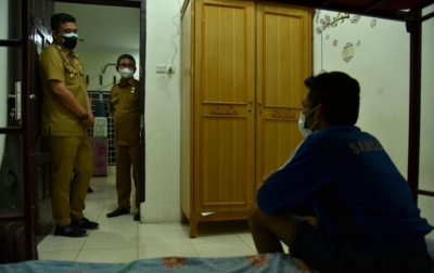 Warga Bireun yang Tinggal di Bawah Jembatan Akan Dipulangkan