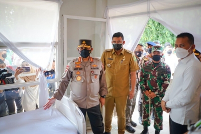 Komjen Gatot Tinjau Posko PPKM Mikro di Medan