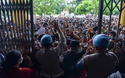 Vaksinasi Ricuh, Aktivis 98: Jangan Mengacaukan Situasi