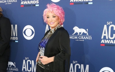 Operasi Pinggul, Tanya Tucker Batalkan 4 Jadwal Tur