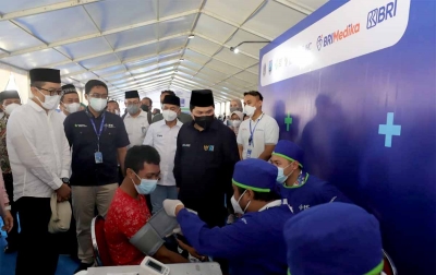 Menteri BUMN dan Dirut BRI Dorong Percepatan Vaksinasi Hingga Pemberdayaan UMKM