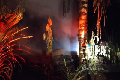 Akibat Sabut Kelapa, Sebuah Rumah di Sayur Matinggi Terbakar
