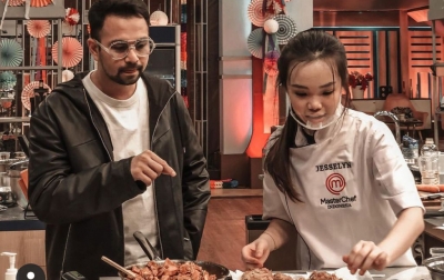 Seru, Kontestan Asal Medan Jesselyn Lolos 3 Besar MasterChef Indonesia Season 8