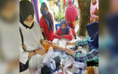 Deteksi Dini Penyakit Tidak Menular pada Lansia dengan Pemanfaatan Posbindu