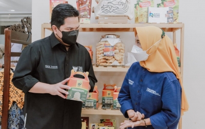 Menteri BUMN Apresiasi PLN Dukung 8 Ribu UMKM Hadapi Pandemi Covid-19