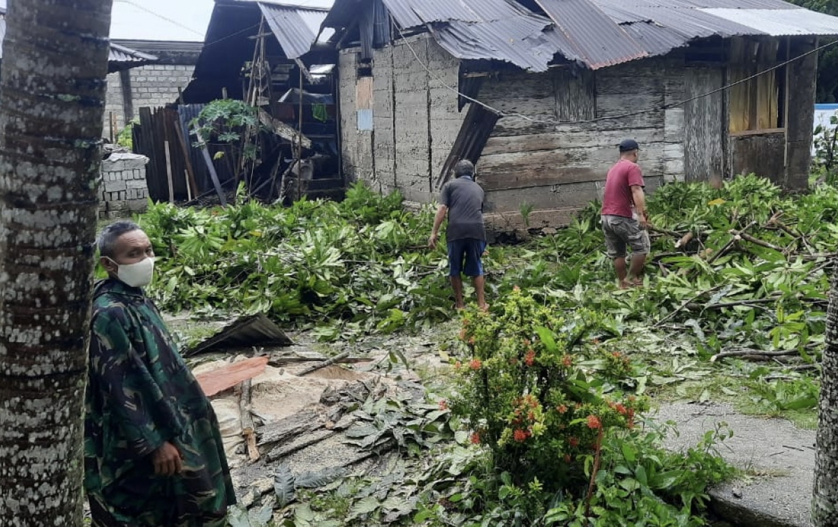 Angin Kencang Landa Kepulauan Talaud, Puluhan Rumah Warga Rusak