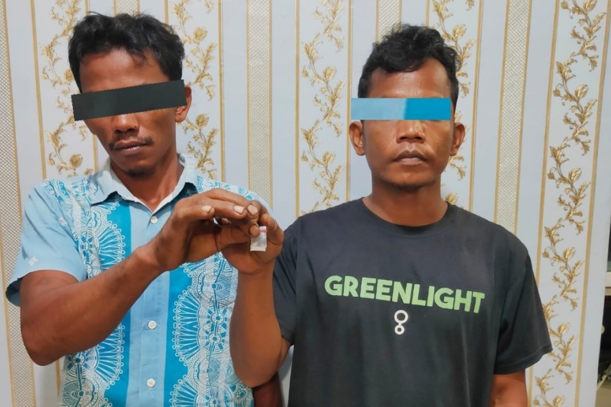 Sedang Transaksi Sabu, Dua Lelaki Diringkus Polisi