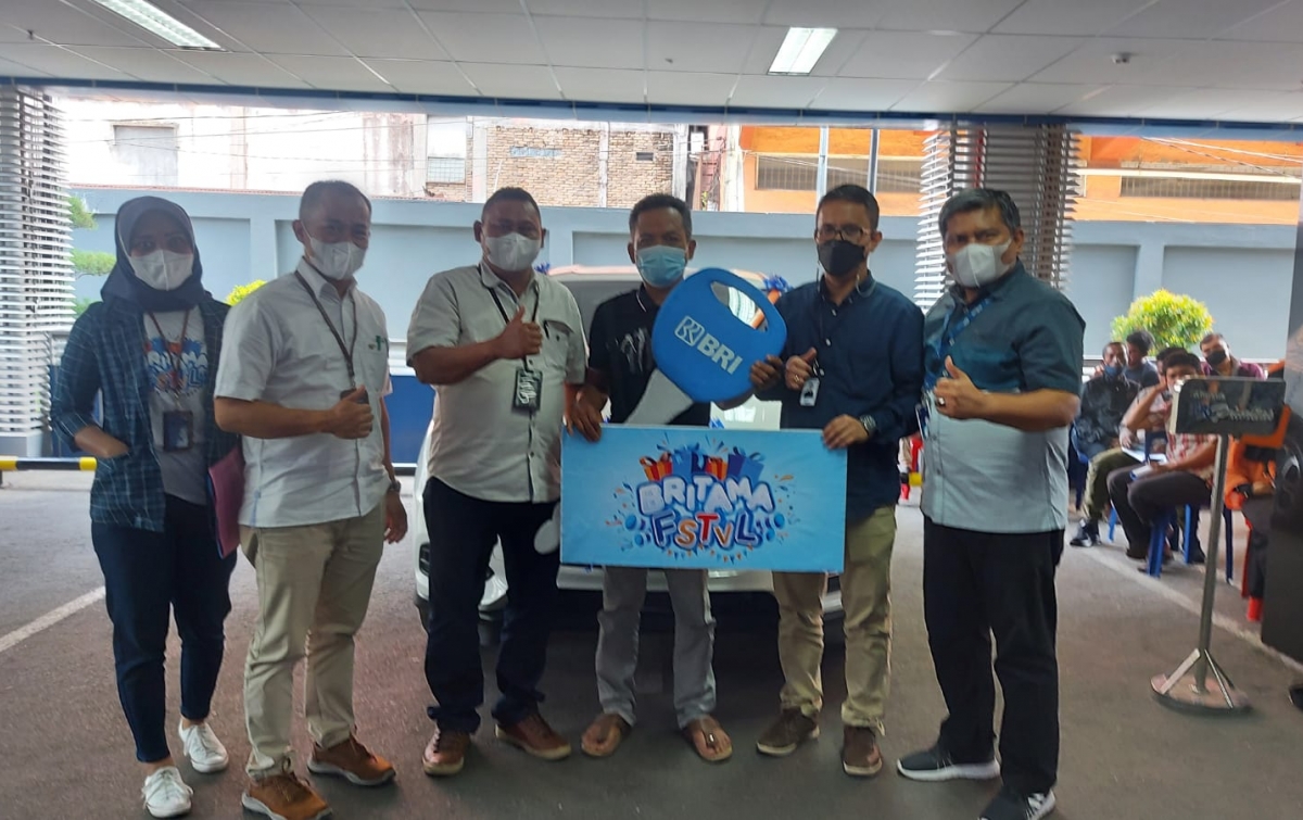 Empat Tahun Jadi Nasabah BRI, Edy Menang Undian