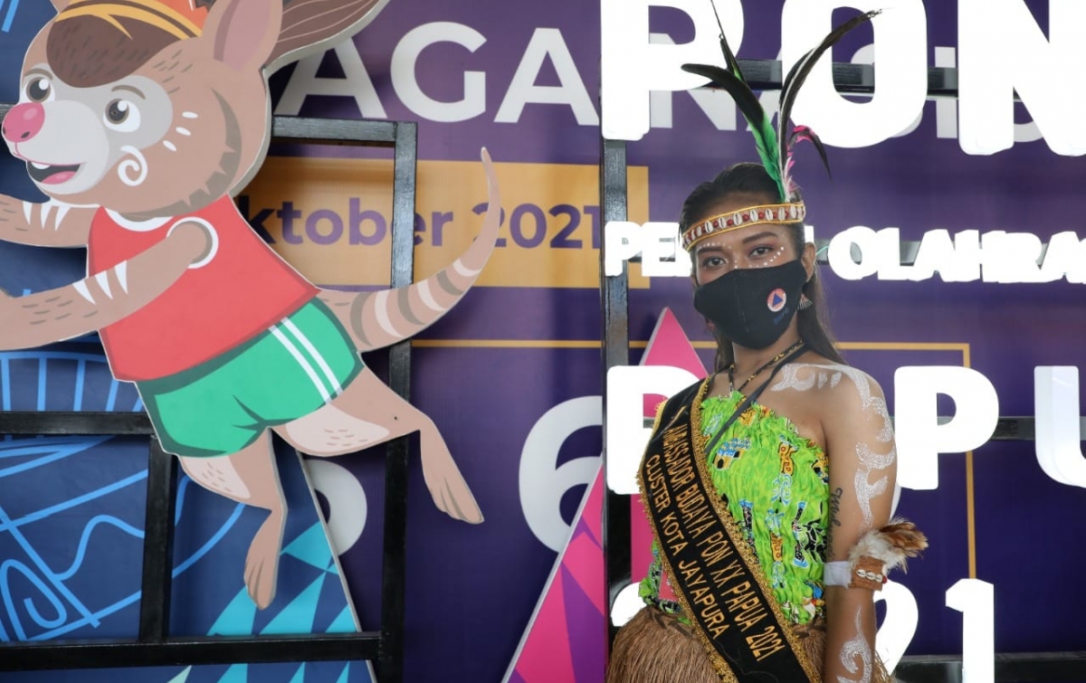 PON XX Papua: BNPB Bagikan 5.000 Masker di Bandara Sentani