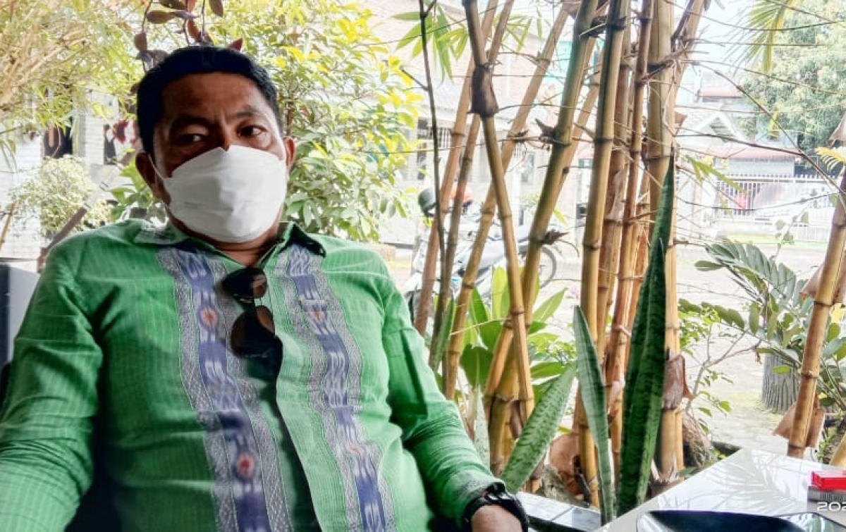 Pencopotan Kepala SDN 04 Titi Merah Diprotes
