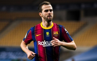 Barcelona Tawarkan Pjanic Sampai ke Rusia