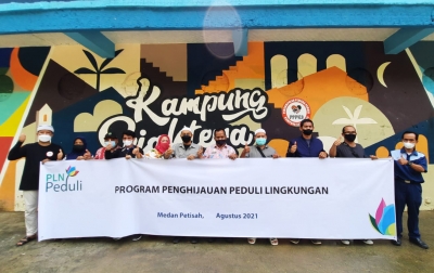 Peduli Lingkungan, PLN UIP Sumbagut Serahkan CSR ke Kampung Sejahtera 