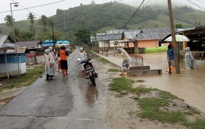 Sebanyak 76 Rumah di 2 Desa Terendam Banjir Boalemo