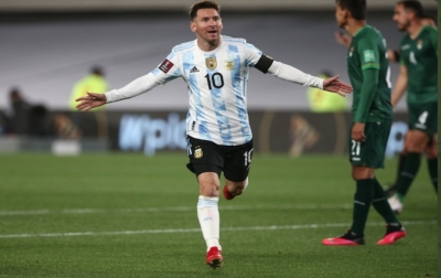Cetak Hattrick, Messi Lampaui Rekor Pele
