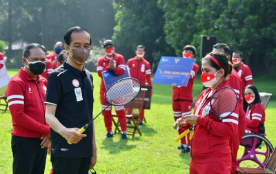 Pemerintah Berikan Bonus Rp 13,5 Miliar ke Leani Ratri Oktila