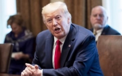 Bintang Walk of Fame Donald Trump Ditutupi Kotoran Anjing