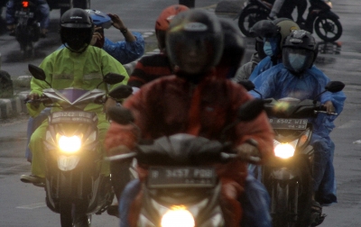 Hujan Disertai Kilat dan Angin Kencang Berpotensi Landa Beberapa Wilayah Indonesia