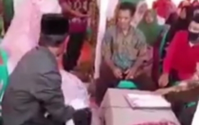 Suami Talak Istri Hanya Beberapa Detik Setelah Akad
