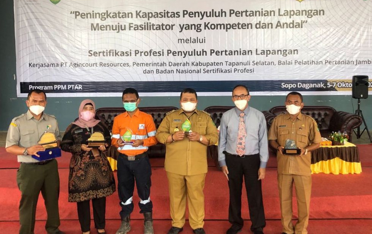 Agincourt Resources Fasilitasi Sertifikasi Profesi Penyuluh Pertanian Lapangan